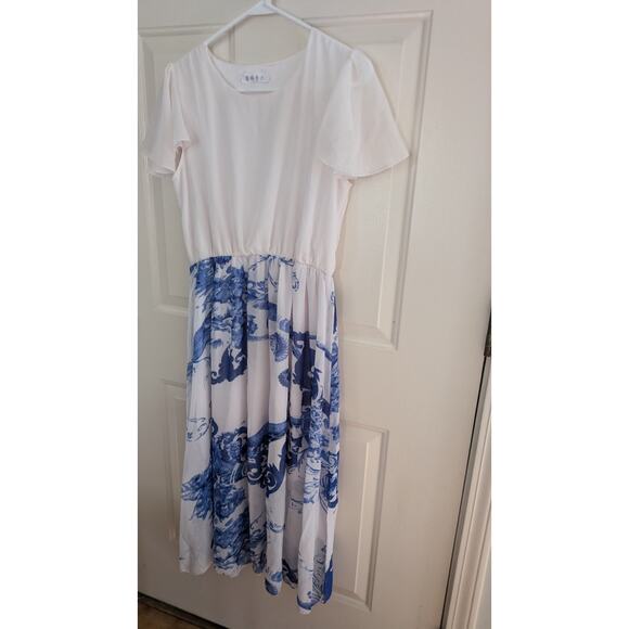 Blue and White Floral Dress, Sheer, Flowy, Dainty, Artsy, Adult Size Small - Picture 1 of 7